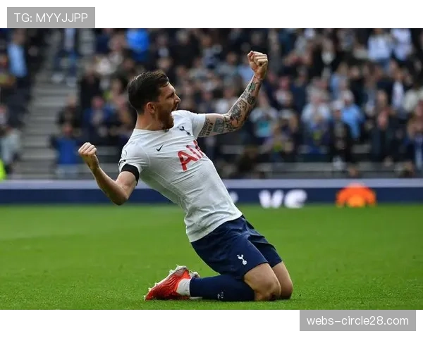 特写:替补绝杀后,不莱梅老将杜克施的激情滑跪庆祝 特写:替补绝杀后,不莱梅老将杜克施的激情滑跪庆祝